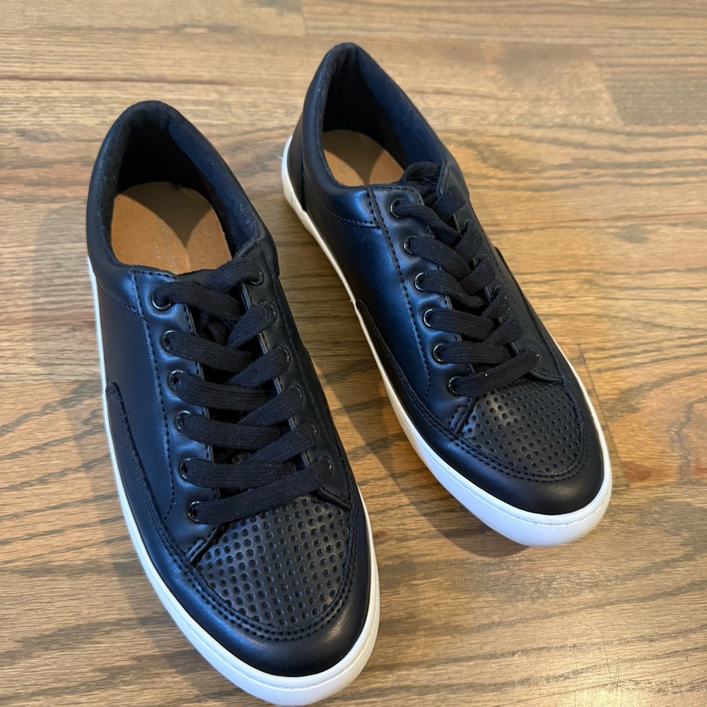 Banana Republic Black Leather Women's Sneakers